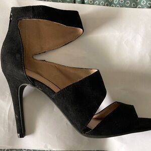 Christian Siriano Black velvet Strappy Heels Sexy & Excellent condition